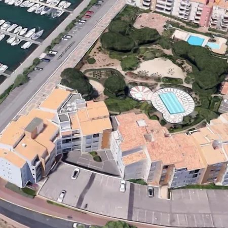 Cap D'agde, 1 Piece, 4 Personnes - Fr-1-249-4