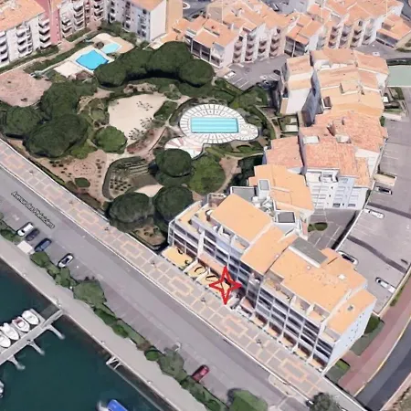 Cap D'agde, 1 Piece, 4 Personnes - Fr-1-249-4 Agde
